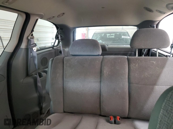 2007 Dodge Grand Caravan SE z VIN 1D4GP24R97B187092, wystawiony jako Copart lot #55498385 z przebiegiem 248 645 mil mil oraz Szkoda całkowita • Salvage title. Historia ofert i sprzedaży dostępna na DreamBid. Obrazek 10.
