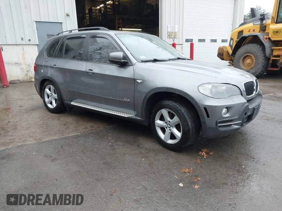 2007 BMW X5 3.0si z VIN 5UXFE43527L018565, wystawiony jako IAAI lot #41832826 z przebiegiem 160 845 mil mil oraz . Historia ofert i sprzedaży dostępna na DreamBid. Obrazek 1.