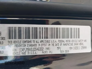 2018 Jeep Cherokee Trailhawk with VIN 1C4PJMBX3JD546332, listed as a IAAI auction lot 41269245 with 88,466 mi miles. Bid and sale history available at carsss.com. Image 9.