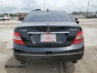 2010 Mercedes-Benz C 300 Sport z VIN WDDGF8BB7AR130970, wystawiony jako Copart lot #58323495 z przebiegiem 134 538 mil mil oraz Szkoda całkowita • Salvage title. Historia ofert i sprzedaży dostępna na DreamBid. Obrazek 6.