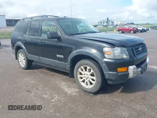 2008 Ford Explorer XLT с VIN 1FMEU73E98UA29846, выставлен на аукционе IAAI как лот 42824300 с пробегом 198 198 миль миль и . История ставок и продаж доступна на DreamBid. Изображение 1.