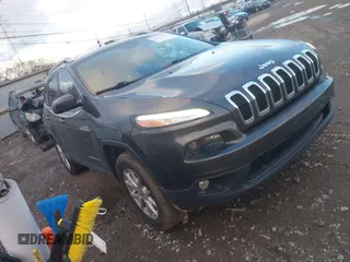 2016 Jeep Cherokee Latitude with VIN 1C4PJMCB4GW141886, listed as a IAAI auction lot 41215064 with 122,794 mi miles. Bid and sale history available at carsss.com. Image 1.