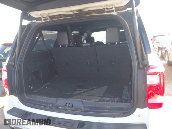 2018 Ford Expedition Max XLT with VIN 1FMJK1JT8JEA40906, listed as a IAAI auction lot 41657433 with 151,364 mi miles and . Bid and sale history available at DreamBid. Image 18.