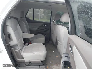2019 Chevrolet Traverse LT Cloth with VIN 1GNERGKW0KJ221320, listed as a IAAI auction lot 41827836 with 151,893 mi miles. Bid and sale history available at carsss.com. Image 8.