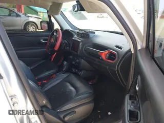 2021 Jeep Renegade Trailhawk with VIN ZACNJDC17MPN27500, listed as a IAAI auction lot 42206678 with 114,258 mi miles and . Bid and sale history available at DreamBid. Image 5.