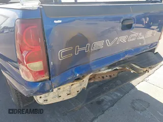 2003 Chevrolet Silverado 1500 LS with VIN 1GCEK14V03Z134521, listed as a IAAI auction lot 40522591 with 219,966 mi miles and . Bid and sale history available at DreamBid. Image 6.
