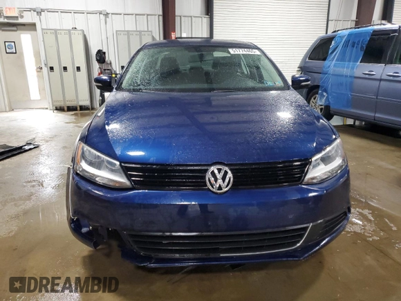 2013 Volkswagen Jetta SE z VIN 3VWDP7AJ6DM395105, wystawiony jako Copart lot #51774465 z przebiegiem 163 342 mil mil oraz Szkoda całkowita • Salvage title. Historia ofert i sprzedaży dostępna na DreamBid. Obrazek 5.