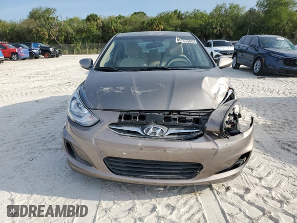 2014 Hyundai Accent GLS z VIN KMHCT4AEXEU680071, wystawiony jako Copart lot #50253905 z przebiegiem 84 454 mil mil oraz Szkoda całkowita • Salvage title. Historia ofert i sprzedaży dostępna na DreamBid. Obrazek 5.