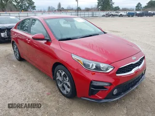 2019 Kia Forte LXS z VIN 3KPF24AD6KE084266, wystawiony jako IAAI lot #41566565 z przebiegiem 70 512 mil mil oraz . Historia ofert i sprzedaży dostępna na DreamBid. Obrazek 1.