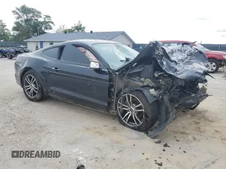 2017 Ford Mustang EcoBoost z VIN 1FA6P8TH0H5239347, wystawiony jako Copart lot #59387815 z przebiegiem Nie podano mil oraz Szkoda całkowita • Salvage title. Historia ofert i sprzedaży dostępna na DreamBid. Obrazek 4.