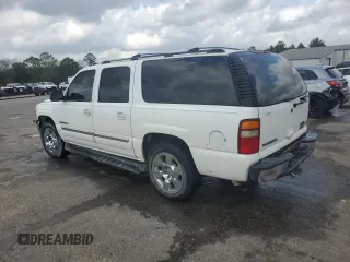 2003 GMC Yukon XL SLT with VIN 1GKEC16Z03J343256, listed as a Copart auction lot 44971475 with 221,188 mi miles and Salvage Title. Bid and sale history available at carsss.com. Image 2.