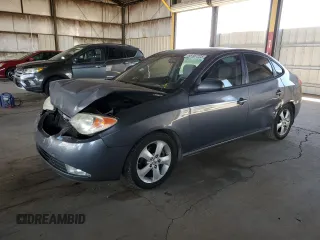 2009 Hyundai Elantra SE z VIN KMHDU46D49U605681, wystawiony jako Copart lot #55157225 z przebiegiem 220 774 mil mil oraz Szkody całkowita. Historia ofert i sprzedaży dostępna na DreamBid. Obrazek 1.