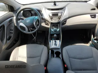 2013 Hyundai Elantra GLS z VIN 5NPDH4AE3DH313046, wystawiony jako Copart lot #55253705 z przebiegiem Nie podano mil oraz Szkoda całkowita • Salvage title. Historia ofert i sprzedaży dostępna na DreamBid. Obrazek 8.