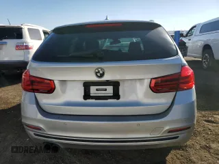 2017 BMW 3 Series 330i xDrive with VIN WBA8K3C38HK679453, listed as a Copart auction lot 89404335 with 75,451 mi miles and Salvage Title. Bid and sale history available at carsss.com. Image 6.