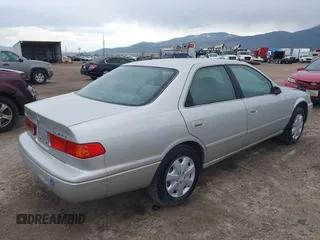 2001 Toyota Camry CE with VIN 4T1BG22K41U832610, listed as a IAAI auction lot 42010506 with 142,175 mi miles. Bid and sale history available at carsss.com. Image 4.