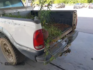 2002 Ford F-250 XL with VIN 1FTNW20L52ED26196, listed as a IAAI auction lot 42602169 with 176,720 mi miles and . Bid and sale history available at DreamBid. Image 12.