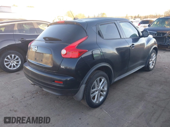 2011 Nissan Juke SL with VIN JN8AF5MR9BT010203, listed as a IAAI auction lot 41701075 with 152,600 mi miles. Bid and sale history available at carsss.com. Image 4.