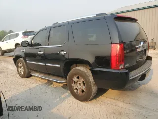 2010 Cadillac Escalade Luxury z VIN 1GYUCBEF3AR276651, wystawiony jako Copart lot #50696745 z przebiegiem Nie podano mil oraz Czysty tytuł • Clean title. Historia ofert i sprzedaży dostępna na DreamBid. Obrazek 2.