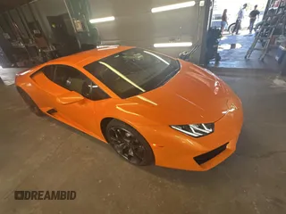2016 Lamborghini Huracan z VIN ZHWUC2ZFXGLA04796, wystawiony jako Copart lot #45041295 z przebiegiem 23 094 mil mil oraz Tytuł czysty. Historia ofert i sprzedaży dostępna na DreamBid. Obrazek 1.