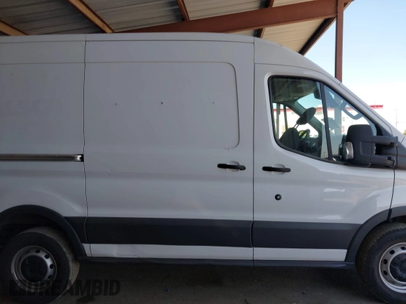 2018 Ford Transit с VIN 1FTYR1CM6JKA17257, выставлен на аукционе IAAI как лот 42487936 с пробегом 141 684 миль миль и . История ставок и продаж доступна на DreamBid. Изображение 13.