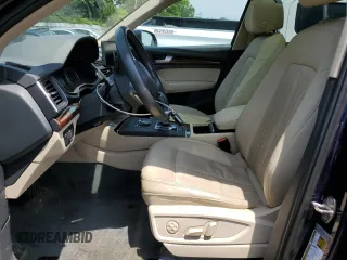 2018 Audi Q5 Premium Plus with VIN WA1BNBFY3J2043153, listed as a Copart auction lot 61802755 with 34,583 mi miles and Salvage title. Bid and sale history available at DreamBid. Image 7.