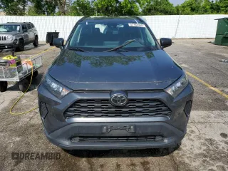 2019 Toyota RAV4 LE с VIN 2T3F1RFV1KC019526, выставлен на аукционе Copart как лот 57163305 с пробегом 121 635 миль миль и Списание • Salvage title. История ставок и продаж доступна на DreamBid. Изображение 5.