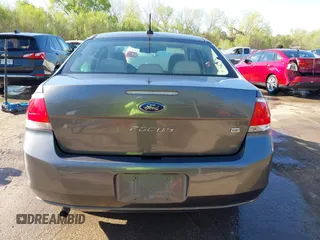2011 Ford Focus SE with VIN 1FAHP3FN4BW118304, listed as a IAAI auction lot 42031650 with 60,031 mi miles and . Bid and sale history available at DreamBid. Image 16.