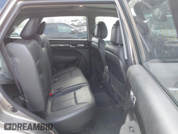 2011 Kia Sorento EX with VIN 5XYKUDA26BG123044, listed as a IAAI auction lot 42007811 with 193,657 mi miles. Bid and sale history available at carsss.com. Image 8.