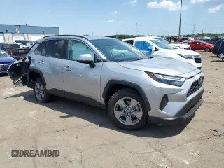 2024 Toyota RAV4 XLE with VIN 2T3P1RFV4RC403444, listed as a Copart auction lot 62932475 with 3,245 mi miles and Clean title. Bid and sale history available at DreamBid. Image 4.