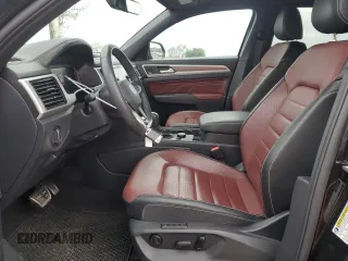 2023 Volkswagen Atlas SEL Premium R-Line z VIN 1V2FE2CA1PC223196, wystawiony jako Copart lot #48163335 z przebiegiem 27 470 mil mil oraz Szkoda całkowita • Salvage title. Historia ofert i sprzedaży dostępna na DreamBid. Obrazek 7.