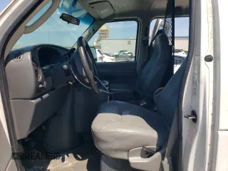 2004 Ford Econoline Cargo with VIN 1FTRE14W04HA41300, listed as a Copart auction lot 64768745 with 169,865 mi miles and Clean title. Bid and sale history available at DreamBid. Image 7.