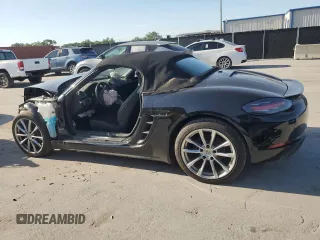 2019 Porsche 718 Boxster z VIN WP0CA2A81KS210463, wystawiony jako Copart lot #57274135 z przebiegiem 13 852 mil mil oraz Tytuł czysty. Historia ofert i sprzedaży dostępna na DreamBid. Obrazek 2.