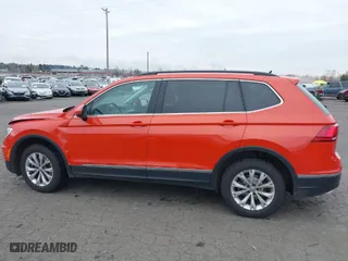 2018 Volkswagen Tiguan SEL with VIN 3VV2B7AX2JM006115, listed as a IAAI auction lot 41758870 with 87,286 mi miles. Bid and sale history available at carsss.com. Image 14.