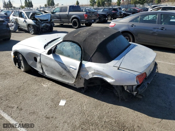 2008 BMW Z4 3.0i with VIN 4USBU33568LW73854, listed as a Copart auction lot 81831774 with NaN miles and Salvage Title. Bid and sale history available at carsss.com. Image 2.