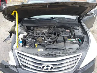 2017 Hyundai Azera Limited with VIN KMHFH4JGXHA590988, listed as a IAAI auction lot 41615025 with 100,751 mi miles and . Bid and sale history available at DreamBid. Image 10.
