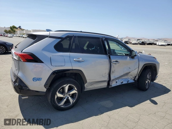 2021 Toyota RAV4 SE с VIN JTMAB3FV5MD032119, выставлен на аукционе Copart как лот 61311165 с пробегом 27 020 миль миль и Списание • Salvage title. История ставок и продаж доступна на DreamBid. Изображение 3.