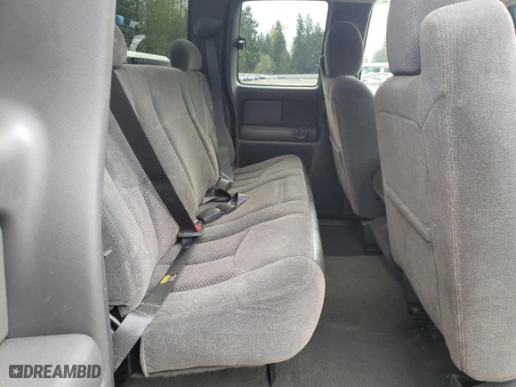 2003 Chevrolet Silverado 1500 LS with VIN 2GCEK19T931228526, listed as a Copart auction lot 52519215 with 217,460 mi miles and Salvage Title. Bid and sale history available at carsss.com. Image 10.