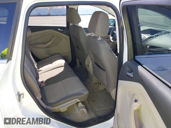 2013 Ford Escape SE with VIN 1FMCU9GX8DUA42581, listed as a IAAI auction lot 42088045 with 153,145 mi miles. Bid and sale history available at carsss.com. Image 8.