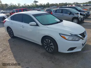 2018 Nissan Altima 2.5 SV with VIN 1N4AL3AP7JC235011, listed as a IAAI auction lot 41737494 with 76,330 mi miles. Bid and sale history available at carsss.com. Image 1.