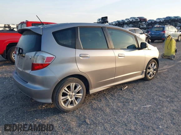2010 Honda Fit Sport with VIN JHMGE8H48AS025240, listed as a IAAI auction lot 42084064 with 146,580 mi miles. Bid and sale history available at carsss.com. Image 4.