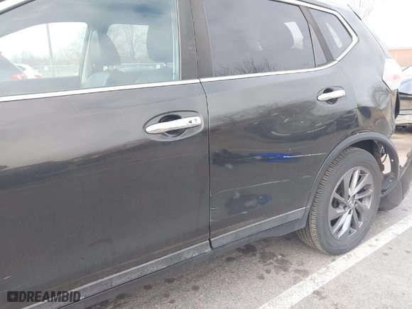 2016 Nissan Rogue SV with VIN 5N1AT2MV4GC877592, listed as a IAAI auction lot 41791451 with 84,385 mi miles. Bid and sale history available at carsss.com. Image 21.