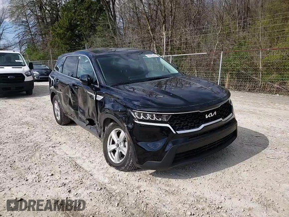 2023 Kia Sorento LX z VIN 5XYRGDLC4PG216535, wystawiony jako Copart lot #54432825 z przebiegiem 11 410 mil mil oraz Szkoda całkowita • Salvage title. Historia ofert i sprzedaży dostępna na DreamBid. Obrazek 14.