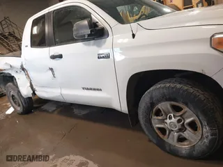 2014 Toyota Tundra 4WD Truck SR with VIN 5TFUY5F11EX393870, listed as a IAAI auction lot 41414461 with 120,837 mi miles. Bid and sale history available at carsss.com. Image 14.