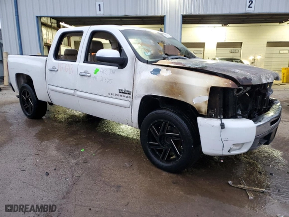 2010 Chevrolet Silverado 1500 LT with VIN 3GCRCSE08AG277690, listed as a Copart auction lot 43973615 with 0 mi miles and Salvage Title. Bid and sale history available at carsss.com. Image 4.