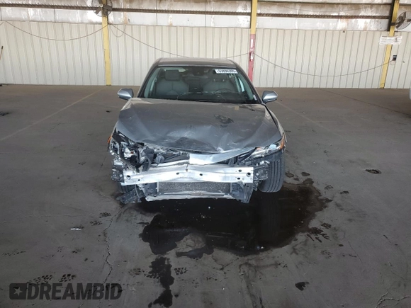 2019 Toyota Camry LE with VIN 4T1B11HK4KU723813, listed as a Copart auction lot 53896305 with 69,986 mi miles and Salvage Title. Bid and sale history available at carsss.com. Image 5.