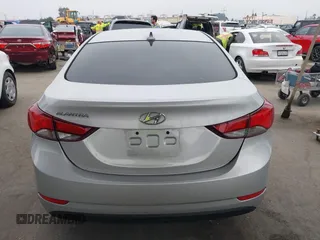 2016 Hyundai Elantra SE с VIN KMHDH4AE9GU490903, выставлен на аукционе IAAI как лот 42164765 с пробегом 121 666 миль миль и . История ставок и продаж доступна на DreamBid. Изображение 16.