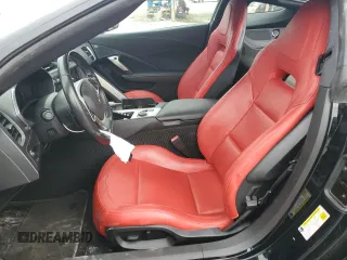 2017 Chevrolet Corvette 1LT z VIN 1G1YB2D7XH5117396, wystawiony jako Copart lot #52410255 z przebiegiem 31 357 mil mil oraz Szkoda całkowita • Salvage title. Historia ofert i sprzedaży dostępna na DreamBid. Obrazek 7.