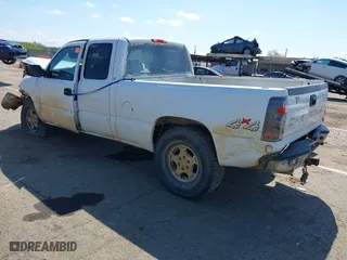 2003 Chevrolet Silverado 1500 LS with VIN 1GCEK19V93E375767, listed as a IAAI auction lot 41772028 with 1 mi miles. Bid and sale history available at carsss.com. Image 3.