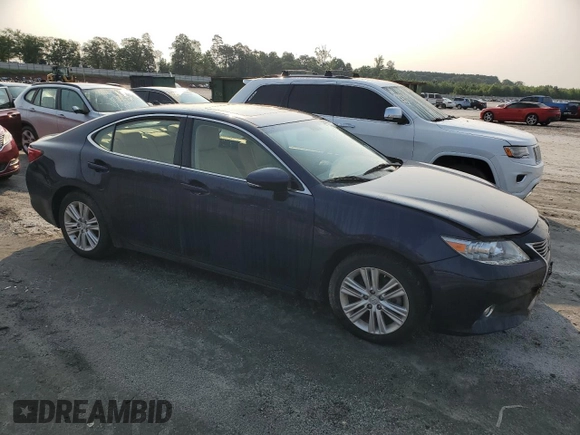 2014 Lexus ES 330 with VIN JTHBK1GG0E2132133, listed as a Copart auction lot 59040015 with 83,088 mi miles and Salvage title. Bid and sale history available at DreamBid. Image 4.