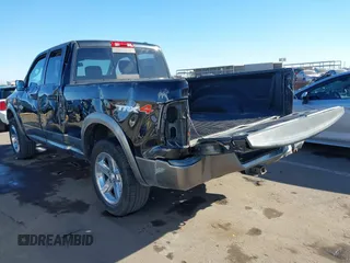 2010 Dodge 1500 SLT z VIN 1D7RV1GT0AS183099, wystawiony jako IAAI lot #41652156 z przebiegiem 209 197 mil mil oraz . Historia ofert i sprzedaży dostępna na DreamBid. Obrazek 3.